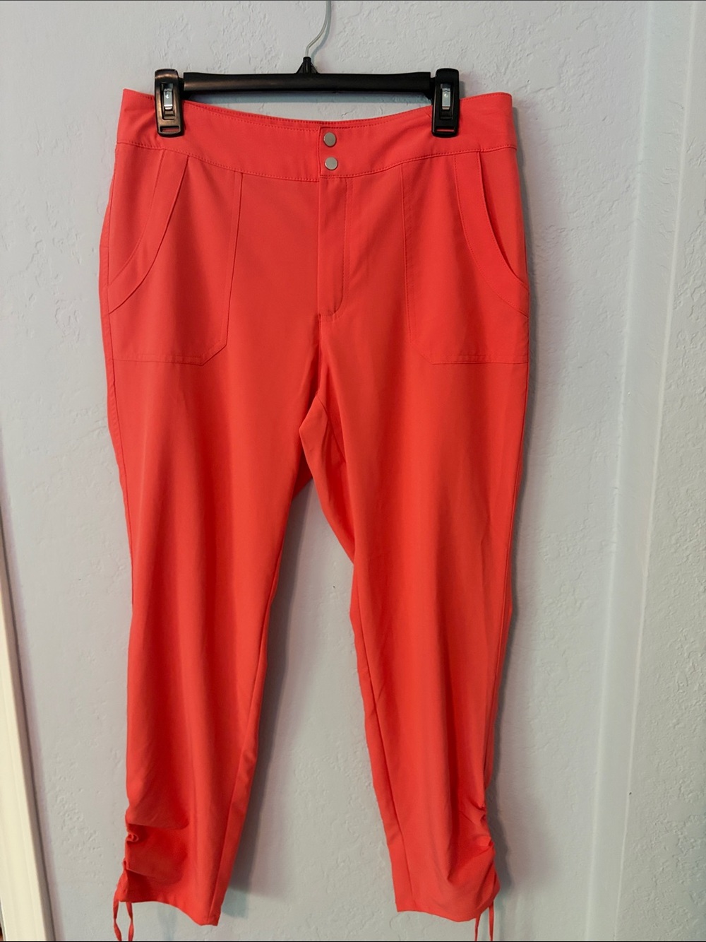 Sunday Coral Pull-On Cropped Pants